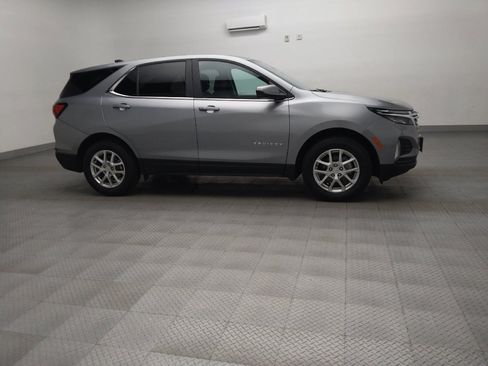 Used 2024 Chevrolet Equinox LT w/ Driver Convenience Package AWD/4WD image 11