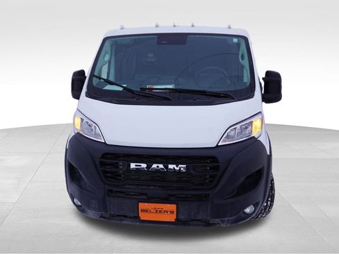 Used 2025 RAM ProMaster 2500 w/ Convenience Group image 12