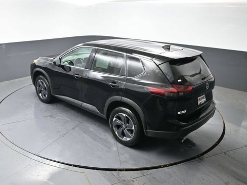 Used 2025 Nissan Rogue SV FWD image 46