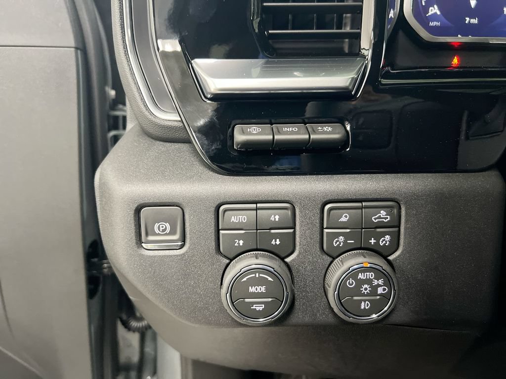 New 2026 Chevrolet Silverado 2500 High Country w/ Technology Package AWD/4WD image 19