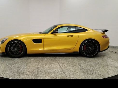 Used 2016 Mercedes-Benz AMG GT S w/ Exclusive Interior Package image 2
