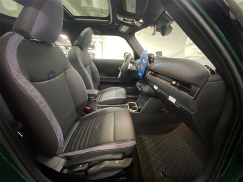 New 2026 MINI Cooper 4-Door Hardtop image 30