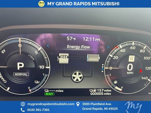 New 2025 Mitsubishi Outlander SEL image 29