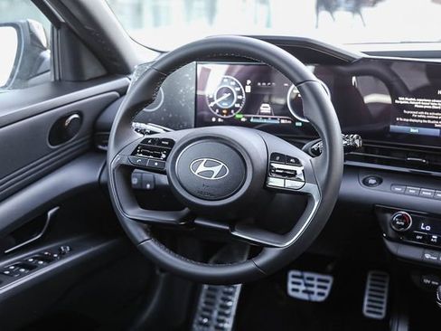 New 2026 Hyundai Elantra Sport FWD image 17