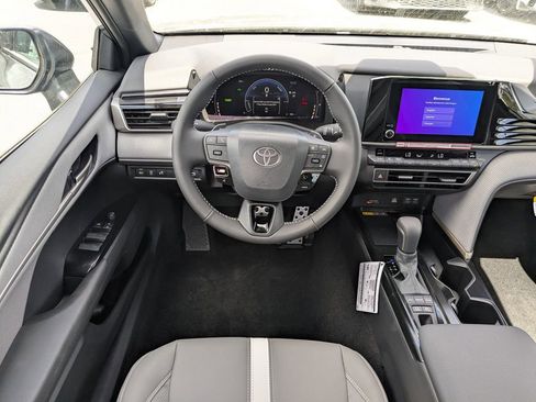New 2026 Toyota Camry SE w/ Convenience Package FWD image 14