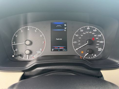 Used 2024 Toyota Corolla LE FWD image 33