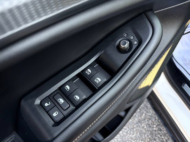 Used 2024 Jeep Grand Cherokee L Laredo AWD/4WD image 13
