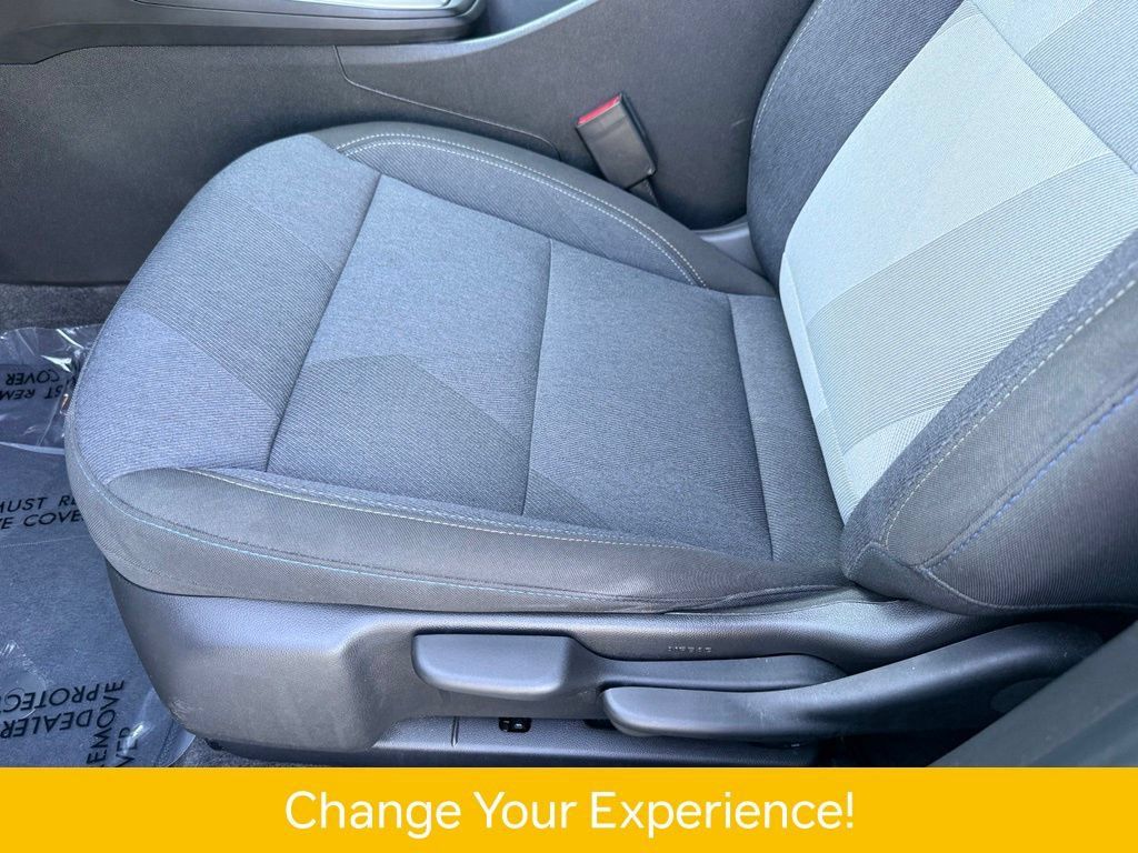 Used 2024 Chevrolet Trax LS w/ LS Convenience Package FWD image 12