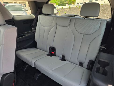 Used 2022 Hyundai Palisade SEL w/ 8P Bench Seat Package FWD image 10