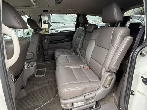 Used 2015 Honda Odyssey Touring image 18