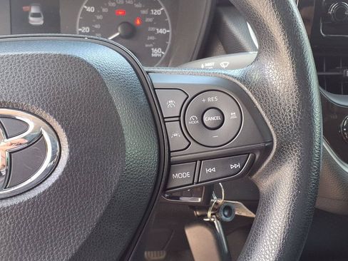 Used 2024 Toyota Corolla LE FWD image 29