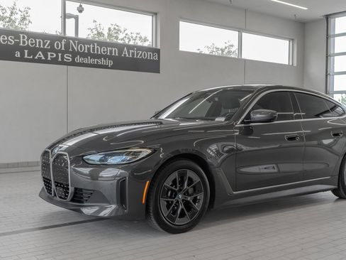 Used 2023 BMW i4 eDrive35 RWD image 3