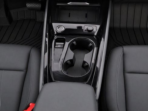 Certified 2026 Audi Q3 quattro 2.0T AWD/4WD image 13