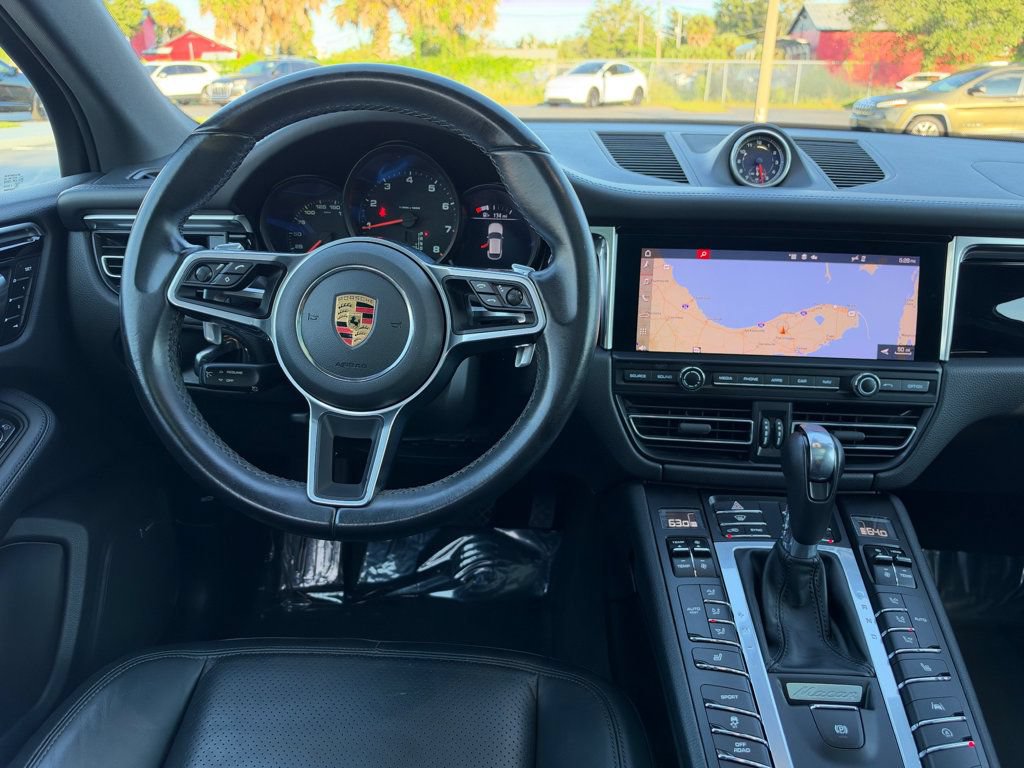 Used 2021 Porsche Macan w/ Premium Package AWD/4WD image 20