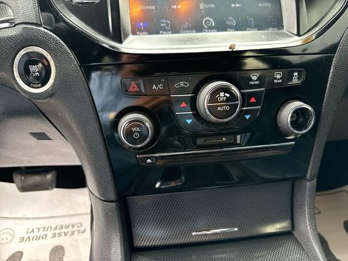 Used 2014 Chrysler 300 S image 20