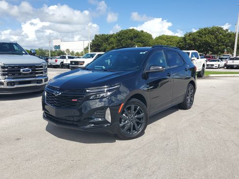 Used 2024 Chevrolet Equinox RS w/ RS Leather Package image 35