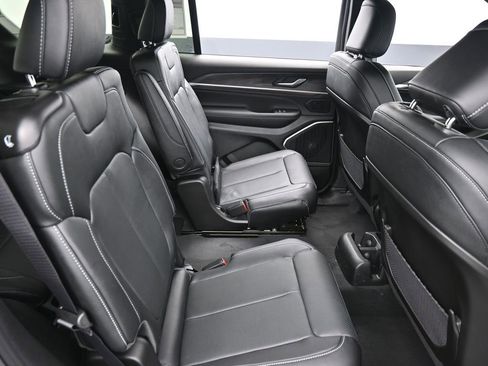 New 2026 Jeep Grand Cherokee L Limited AWD/4WD image 20