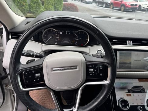 Used 2023 Land Rover Range Rover Evoque R-Dynamic S AWD/4WD image 12