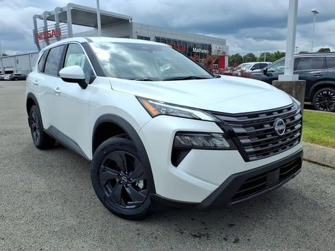 New 2026 Nissan Rogue SV FWD image 1