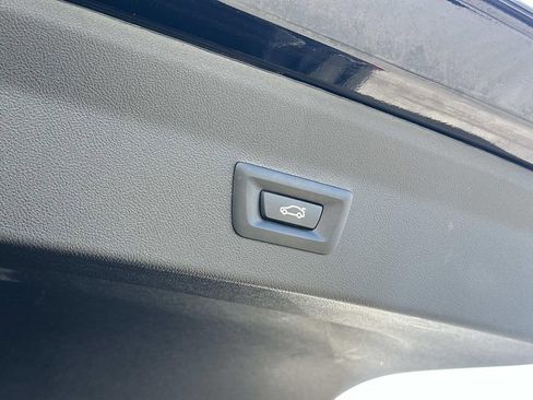 Used 2023 BMW X4 xDrive30i image 33