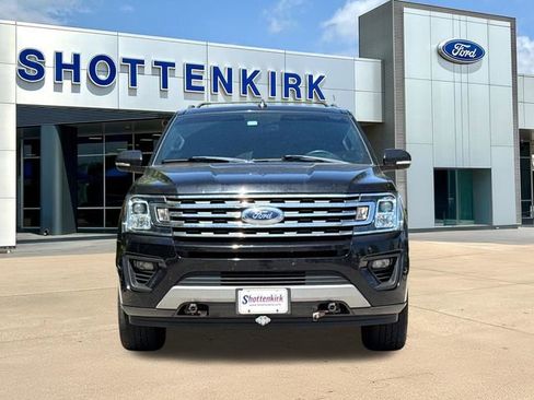 Used 2019 Ford Expedition XLT w/ Equipment Group 202A image 2