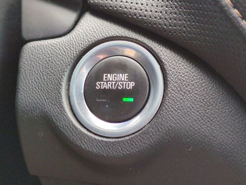 Used 2021 Chevrolet Equinox Premier image 27