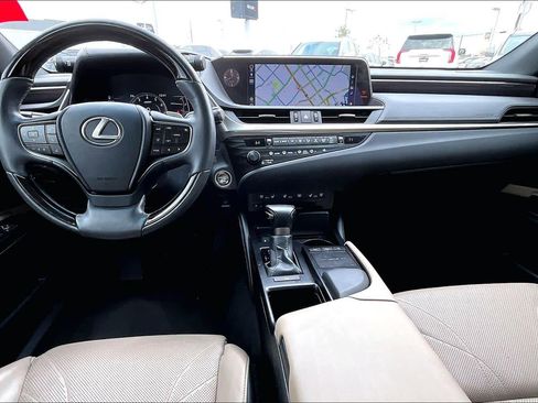 Used 2019 Lexus ES 350 Luxury image 15