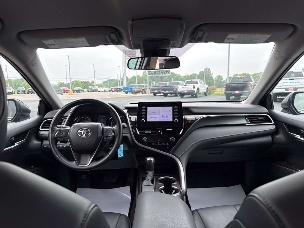 Used 2024 Toyota Camry SE FWD image 16