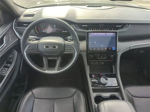 New 2024 Jeep Grand Cherokee Limited 4xe w/ Luxury Tech Group II image 24