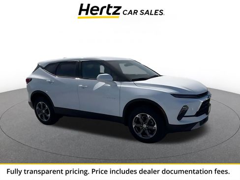 Used 2026 Chevrolet Blazer LT FWD image 1