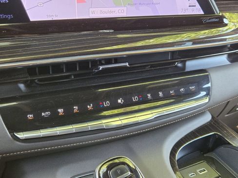 Used 2022 Cadillac Escalade ESV Sport w/ Touring Package AWD/4WD image 12