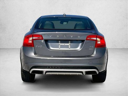 Used 2016 Volvo S60 T5 Cross Country Platinum AWD/4WD image 4