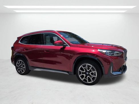 New 2026 BMW X1 xDrive28i w/ Technology Package AWD/4WD image 2