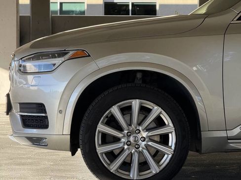 Used 2016 Volvo XC90 T6 Inscription w/ Vision Package image 13