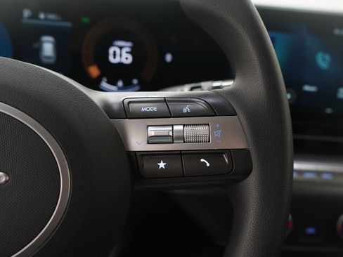 Certified 2026 Hyundai Kona SE image 24