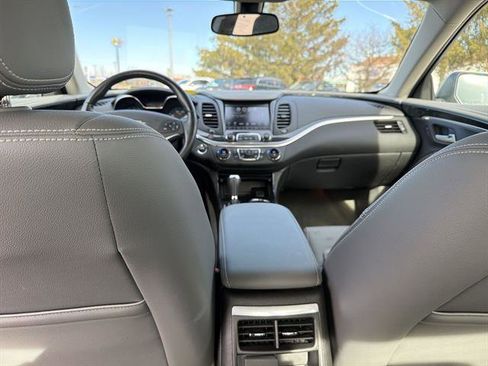 Used 2019 Chevrolet Impala LT w/ LT Convenience Package image 20