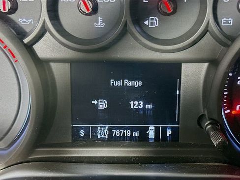 Used 2019 Chevrolet Silverado 1500 Custom w/ Custom Value Package image 13