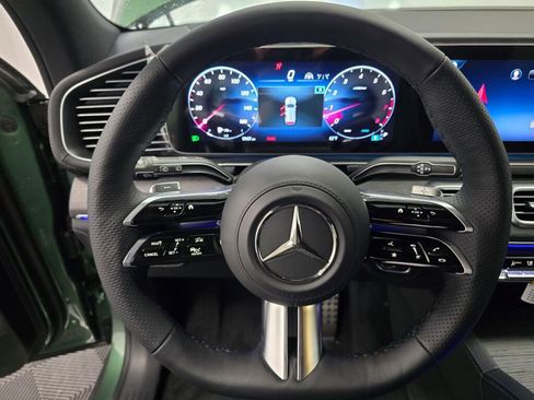 New 2026 Mercedes-Benz GLS 580 4MATIC image 14
