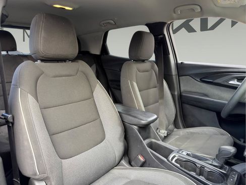 Used 2022 Chevrolet TrailBlazer LT w/ Driver Confidence Package FWD image 22