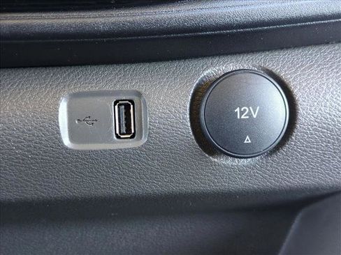 Used 2024 Ford Transit 350 XLT image 25