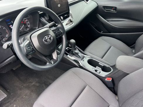 Certified 2025 Toyota Corolla LE image 12