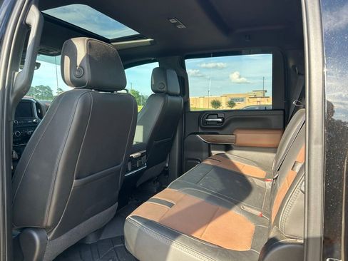 Used 2022 Chevrolet Silverado 2500 High Country AWD/4WD image 10