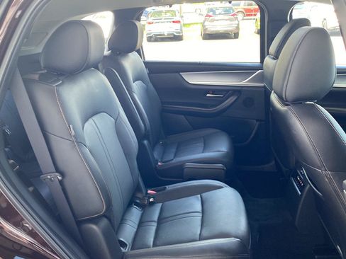 Used 2024 MAZDA CX-90 Plug-In Hybrid w/ Premium Pkg AWD/4WD image 30
