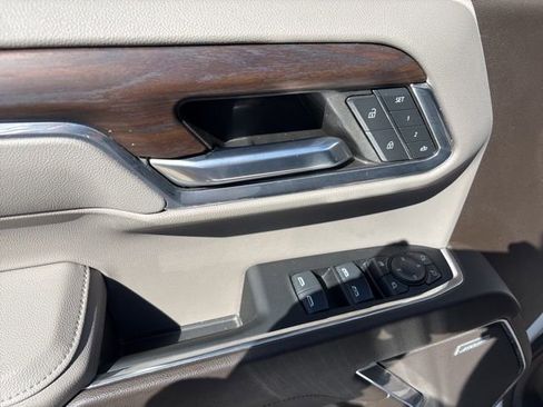 Used 2024 GMC Sierra 1500 SLT w/ SLT Premium Plus Package image 17