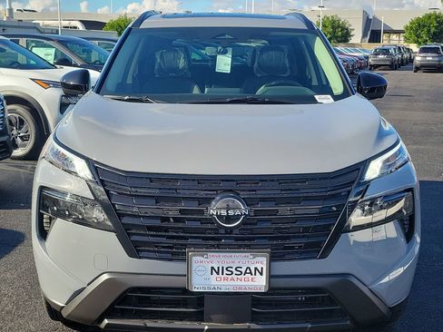 New 2026 Nissan Rogue SV FWD image 5