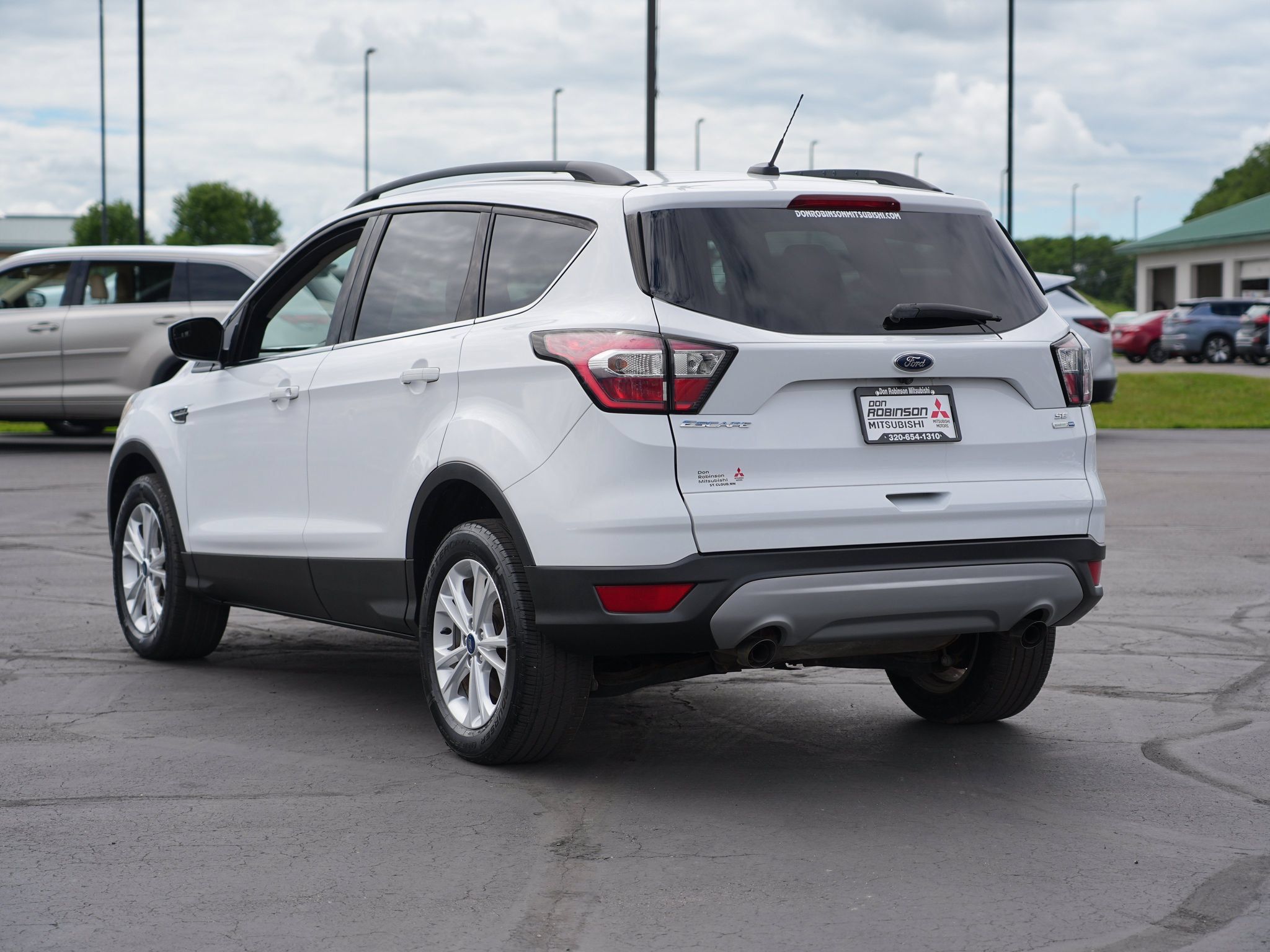 Used 2018 Ford Escape SE AWD/4WD image 6