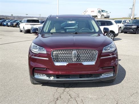 Used 2020 Lincoln Aviator Reserve w/ Equipment Group 202A image 2