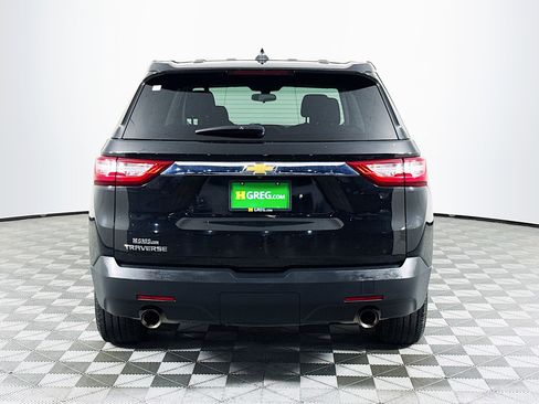 Used 2018 Chevrolet Traverse LS FWD image 8