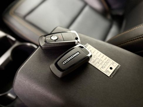 Used 2021 Ford Bronco Badlands AWD/4WD image 23