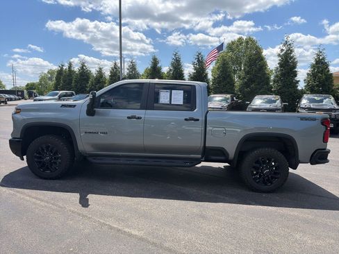 Used 2026 Chevrolet Silverado 2500 LT w/ Trail Boss Package AWD/4WD image 2